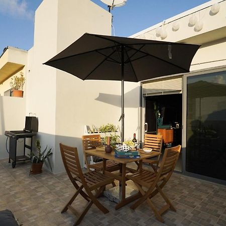 Appartement Cosy Designer Seaview Penthouse With Terrace & Bbq à San Pawl il-Baħar Extérieur photo