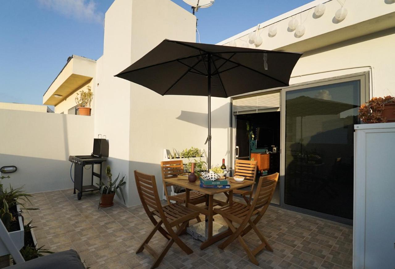 Appartement Cosy Designer Seaview Penthouse With Terrace & Bbq à San Pawl il-Baħar Extérieur photo