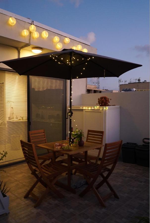Appartement Cosy Designer Seaview Penthouse With Terrace & Bbq à San Pawl il-Baħar Extérieur photo